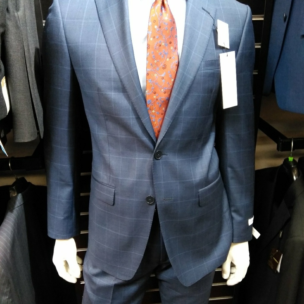 Mens Suits - Picture 2 of 3